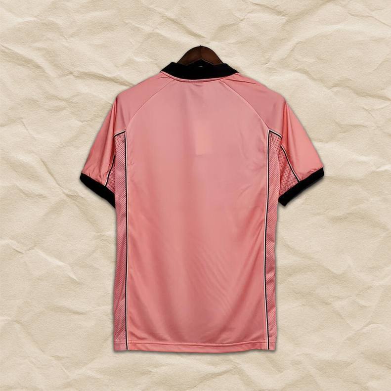 Juventus Retro Away Shirt 1997/98!
