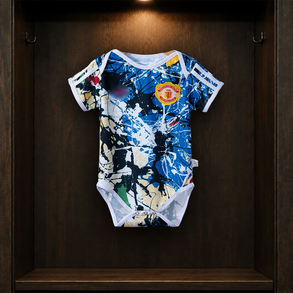 MANCHESTER UNITED "STONE ROSES" BABYGROW 2026/27!