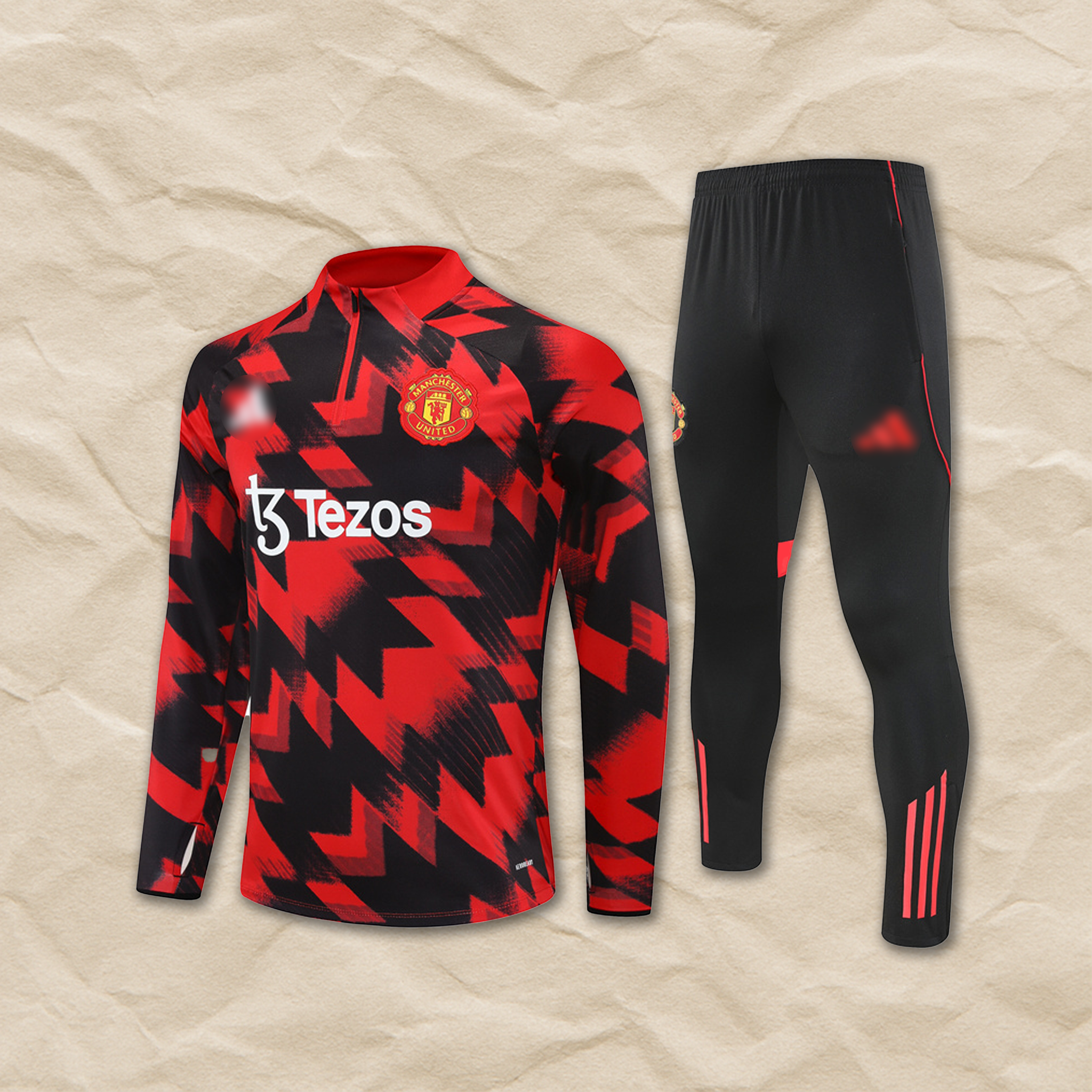 Manchester United Red & Black Tracksuit 2025/26!