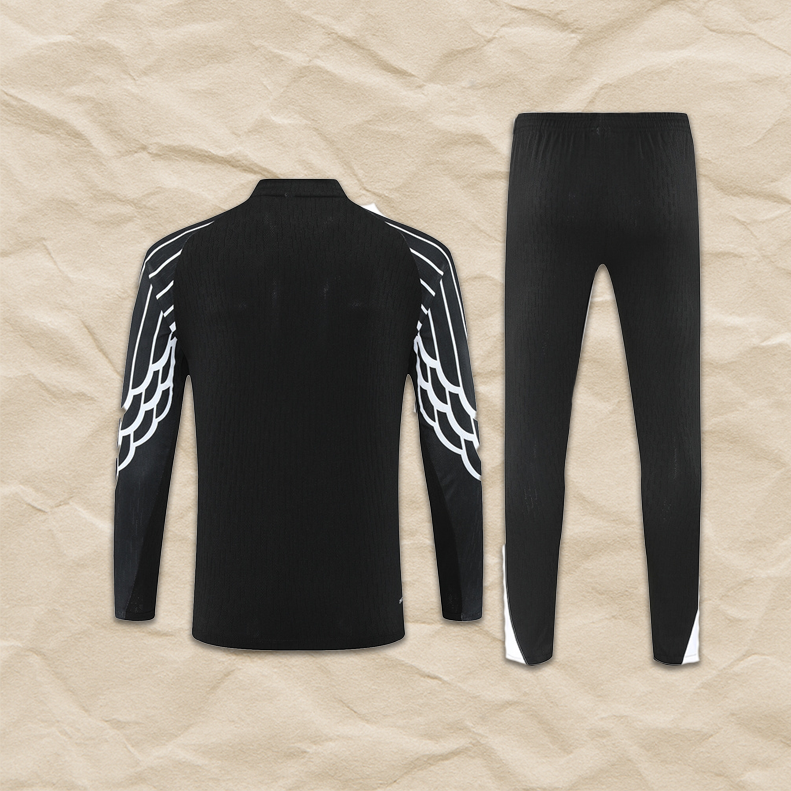 Paris Saint-Germain Black & White Tracksuit 2025/26!