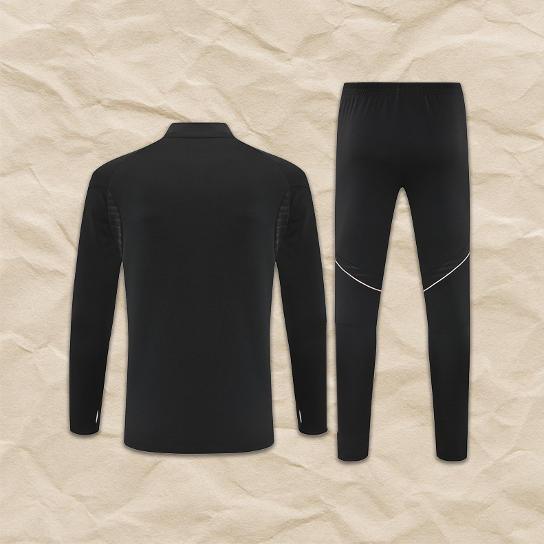 Juventus Black Tracksuit 2025/26!